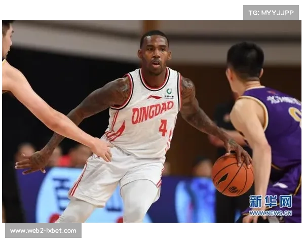 浙江队对阵青岛海牛，席尔瓦两度扳平比分